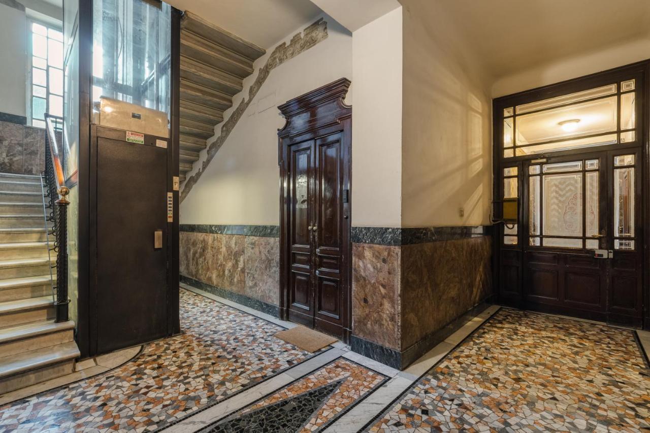 Casa Unica Milano - Elegant Apartment With Balcony - Centrale 1 Exterior foto